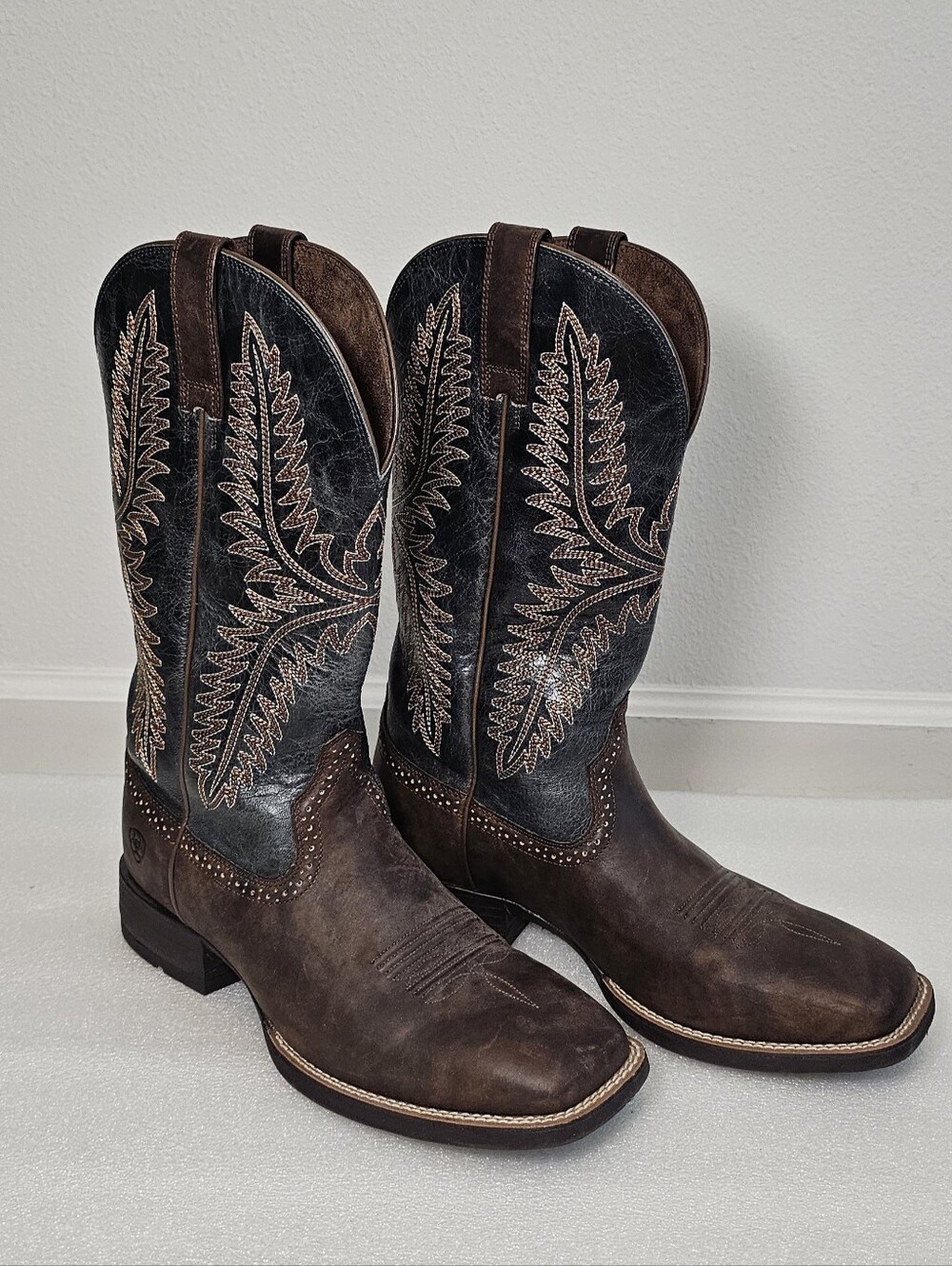 Ariat Men's Caprock Western Cowboy Boots 10035889 Size 9.5D Brown/Black